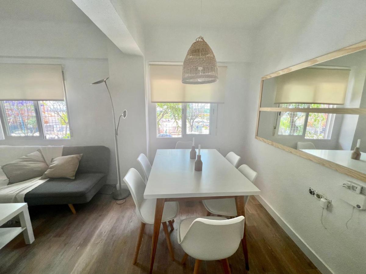 شقة لقنت  في Apartamento Miralmar المظهر الخارجي الصورة
